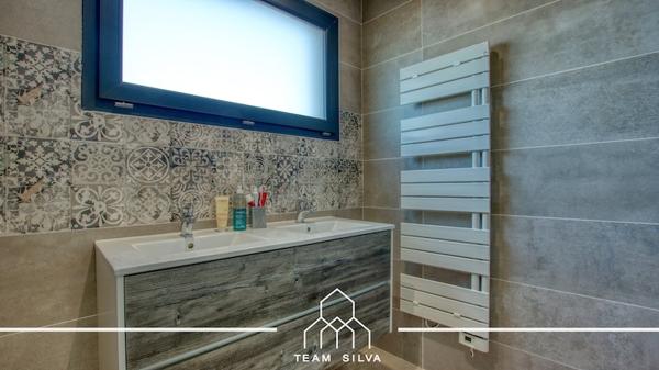 Maison 5 pièces - 160 m² Exclusivité efficity