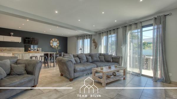 Maison 5 pièces - 160 m² Exclusivité efficity