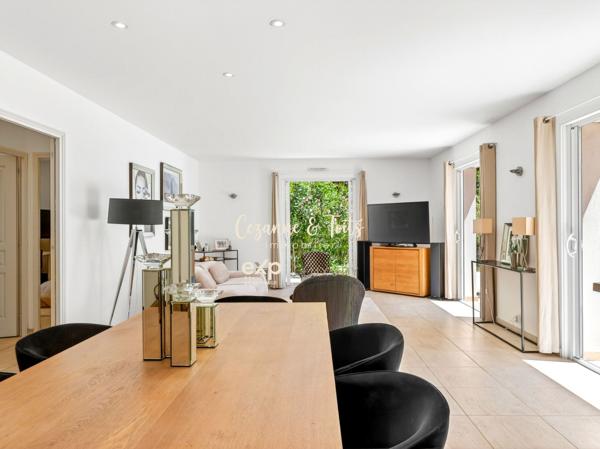Ventabren — Propriété de plain-pied, ,3 chambres , piscine , garge et appartement indépendant 2 chambres