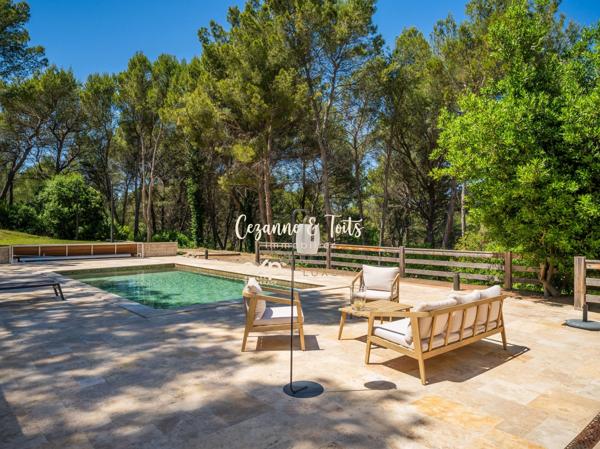 Ventabren — Propriété de plain-pied, ,3 chambres , piscine , garge et appartement indépendant 2 chambres