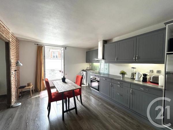 Appartement F2 à vendre  2 pièces - 47,99 m 2   FONTAINEBLEAU  - 77