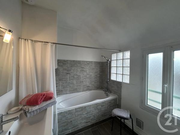 Appartement F2 à vendre  2 pièces - 47,99 m 2   FONTAINEBLEAU  - 77
