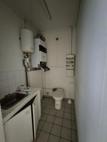 Bâtiment industriel à vendre – Alès • ±660 m² sur terrain clos 1 389 m² Alès (30100)