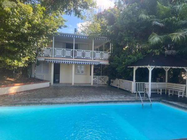 Achat - Maison Fort-de-France 97200 249 m 2 4783 m 2