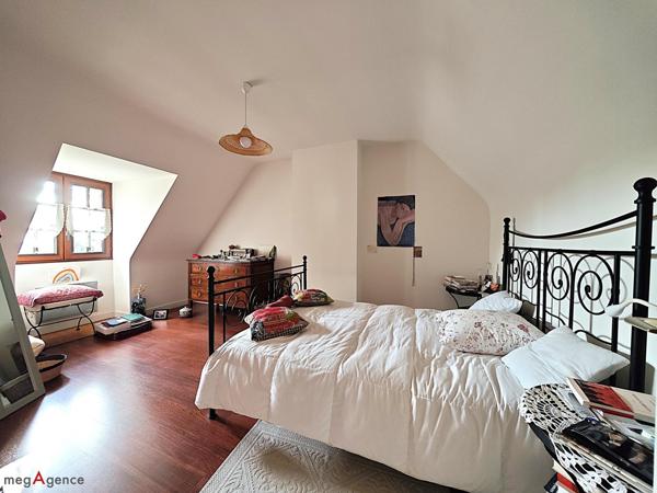 Maison à LA TRINITE-SURZUR, 56190 - 6 pièces 115m²