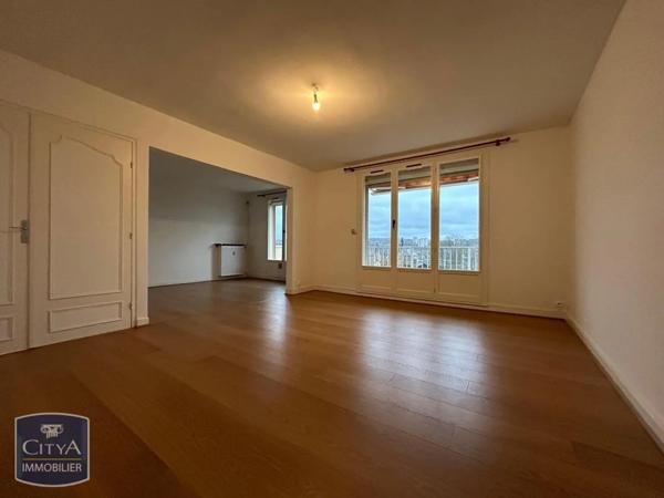 Appartement à louer 5 pièces 107m²