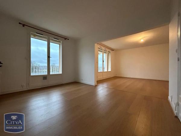 Appartement à louer 5 pièces 107m²