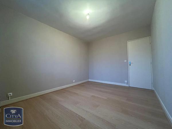 Appartement à louer 5 pièces 107m²