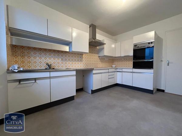 Appartement à louer 5 pièces 107m²