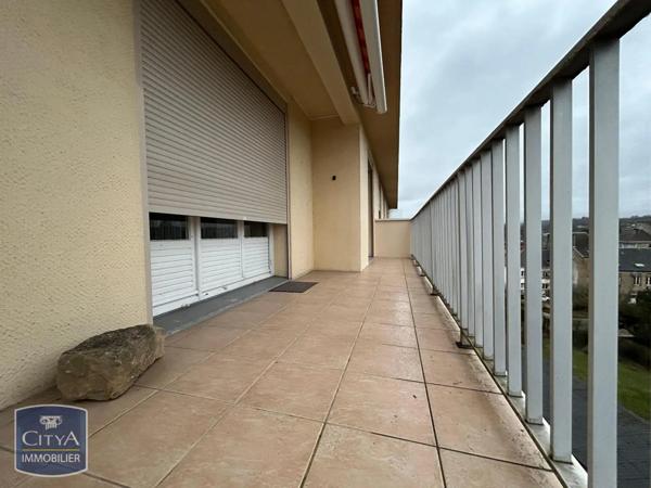 Appartement à louer 5 pièces 107m²