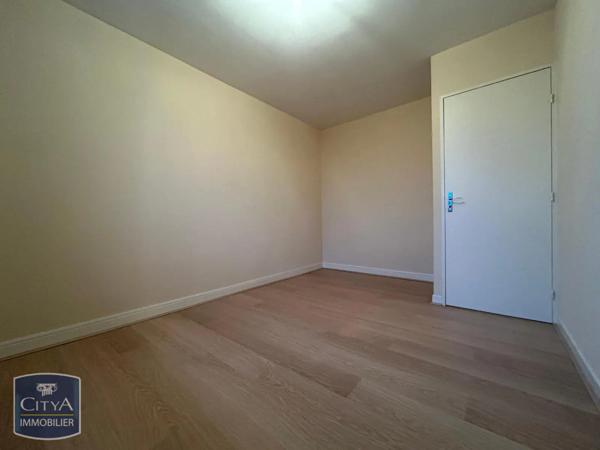 Appartement à louer 5 pièces 107m²