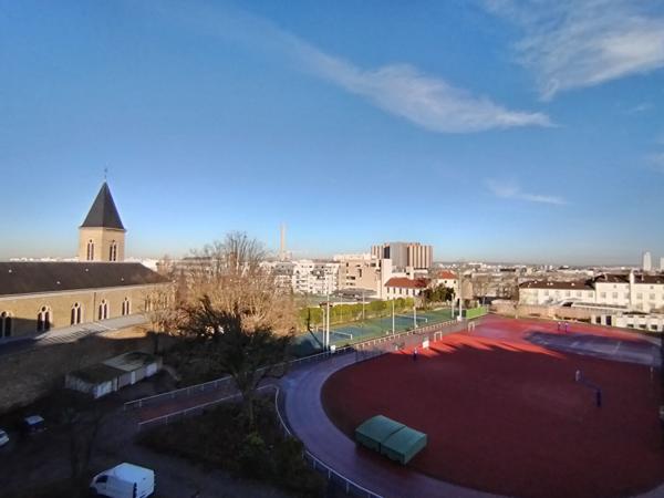 A LOUER - 2 PIECES MEUBLE - RUE CHAMPIONNET 75018 PARIS