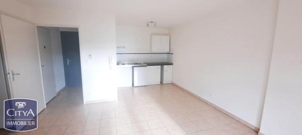 Appartement à vendre 2 pièces 40m² Saint-Jean-du-Falga (09100)