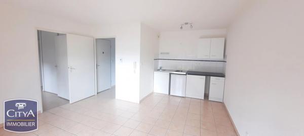 Appartement à vendre 2 pièces 40m² Saint-Jean-du-Falga (09100)