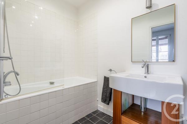 Appartement F3 à vendre  3 pièces - 48 m2 PARIS - 75011