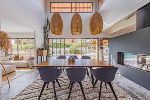 Villa contemporaine d’exception aux accents de voyages