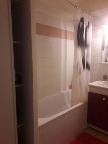 POITIERS SAINT-ELOI, Appartement 42 m2 avec parking et loggia