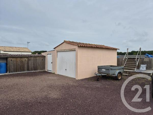Maison à vendre  5 pièces - 123,39 m 2   LE FENOUILLER  - 85