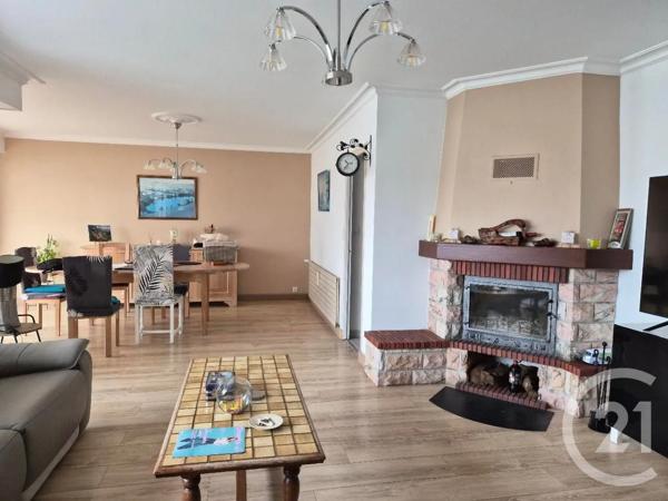 Maison à vendre  5 pièces - 123,39 m 2   LE FENOUILLER  - 85