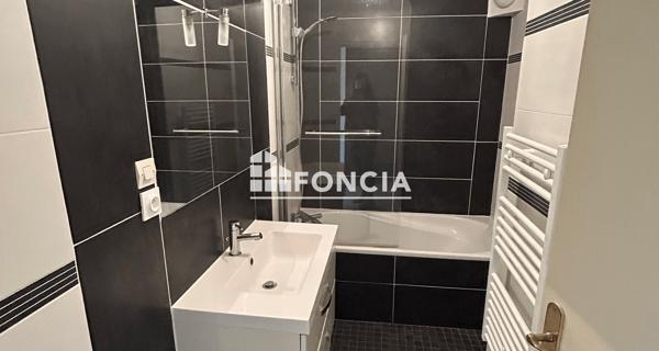 Location Appartement 2 pièces 46.34 m² - Mont-de-marsan 40000