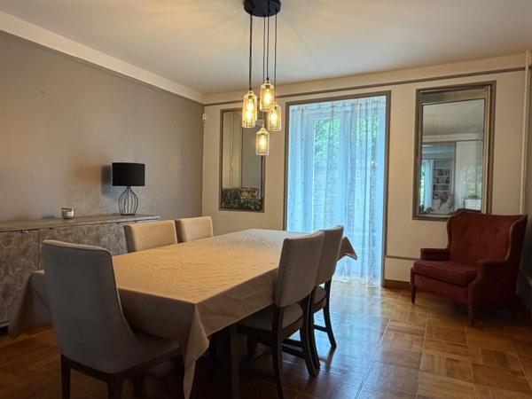 ENSEMBLE IMMOBILIER DE CARACTÈRE EN HYPER CENTRE