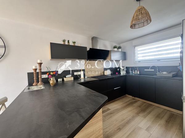 Maison 4 pièce(s) 2 chambre(s) 95 m²