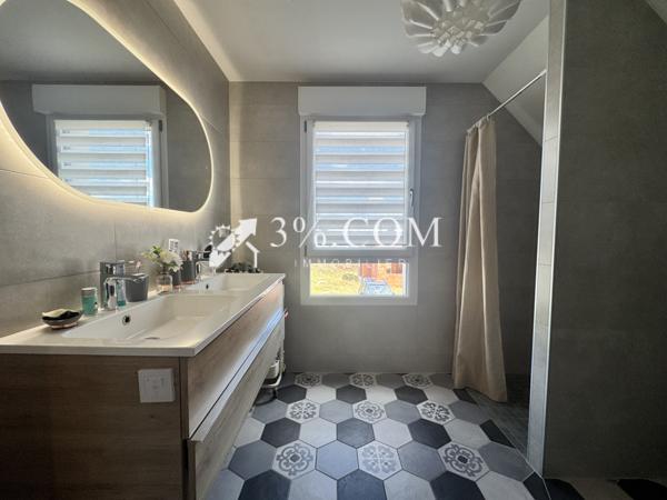 Maison 4 pièce(s) 2 chambre(s) 95 m²