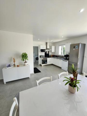 Maison Plain-pied neuve proche de SAINT JEAN D'ANGELY (17)