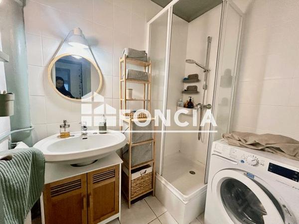 Location Appartement 3 pièces 65.66 m² - 45 RUE THOMAS BLANCHET Lyon 69008