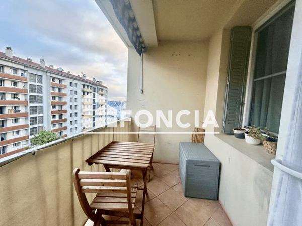 Location Appartement 3 pièces 65.66 m² - 45 RUE THOMAS BLANCHET Lyon 69008