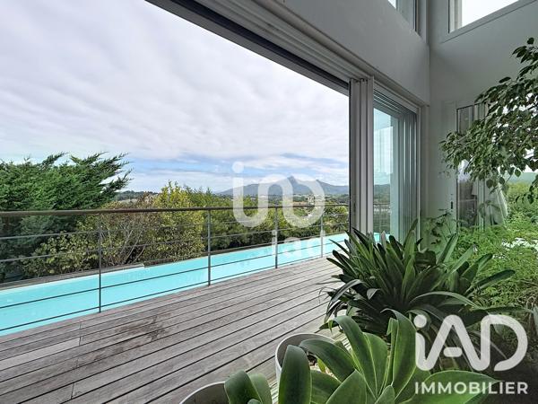 Maison à vendre 5 pièces 180 m² Urrugne