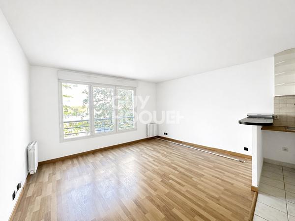 Appartement Colombes 1 pièce(s) 31.80 m2