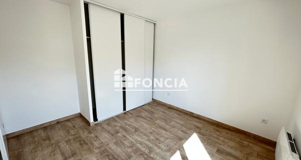 Location Appartement 4 pièces 78.3 m² - Saint-hilarion 78125