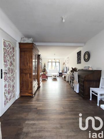 Maison de village 7 pièces de 155 m² à Pleyben (29190)