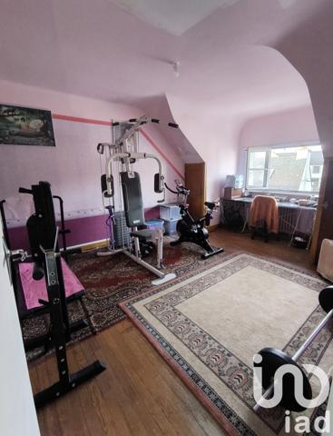 Maison de village 7 pièces de 155 m² à Pleyben (29190)