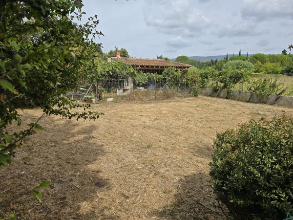 Maison Traditionnelle - 3 Chambres - Grenier aménageable- Grand Garage