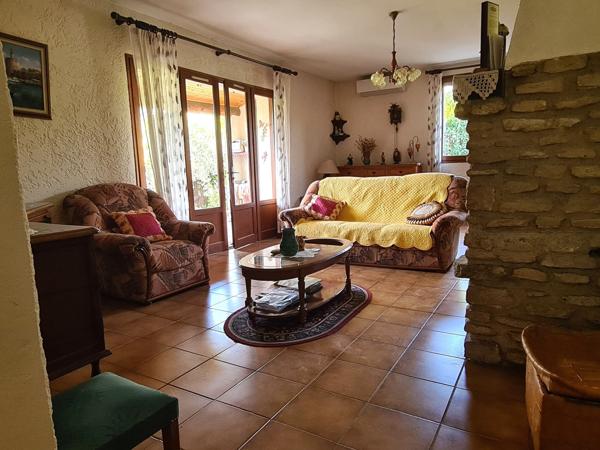 Maison Traditionnelle - 3 Chambres - Grenier aménageable- Grand Garage