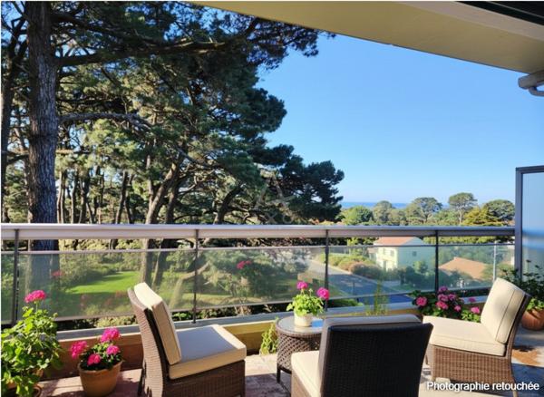 PORNIC  Appartement 3 pièces au dernier étage avec vue mer et terrasse de 40 m²