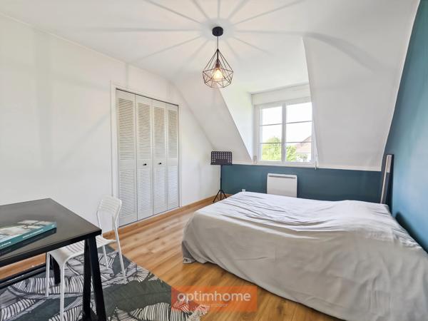 MAISON INDIVIDUELLE SEMI PLAIN-PIED 177 m² 6 CHAMBRES SOUS-SOL COMPLET JARDIN