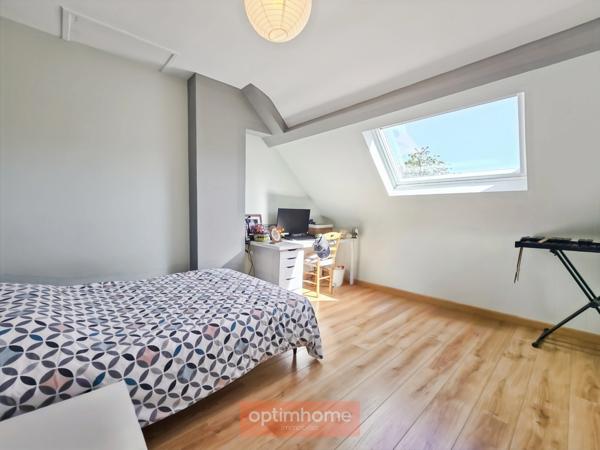 MAISON INDIVIDUELLE SEMI PLAIN-PIED 177 m² 6 CHAMBRES SOUS-SOL COMPLET JARDIN