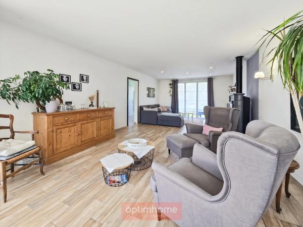 MAISON INDIVIDUELLE SEMI PLAIN-PIED 177 m² 6 CHAMBRES SOUS-SOL COMPLET JARDIN