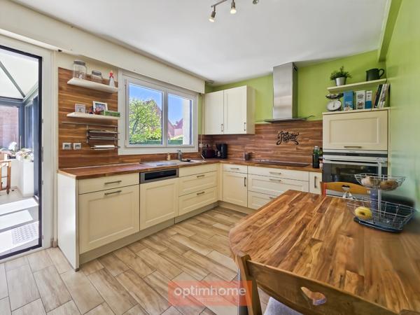 MAISON INDIVIDUELLE SEMI PLAIN-PIED 177 m² 6 CHAMBRES SOUS-SOL COMPLET JARDIN