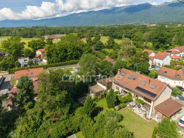 Maison à vendre 6 pièces PREVESSIN MOENS (01)
