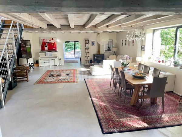 Maison à vendre 6 pièces PREVESSIN MOENS (01)