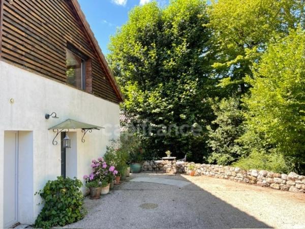 Maison à vendre 6 pièces PREVESSIN MOENS (01)