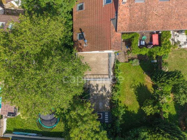 Maison à vendre 6 pièces PREVESSIN MOENS (01)