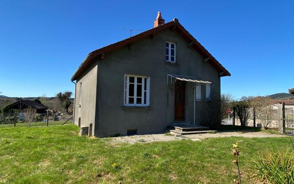 Maison à vendre    2 pièces •  Peyrat-le-Château