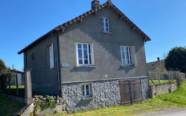 Maison à vendre    2 pièces •  Peyrat-le-Château