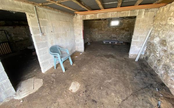 Maison à vendre    2 pièces •  Peyrat-le-Château