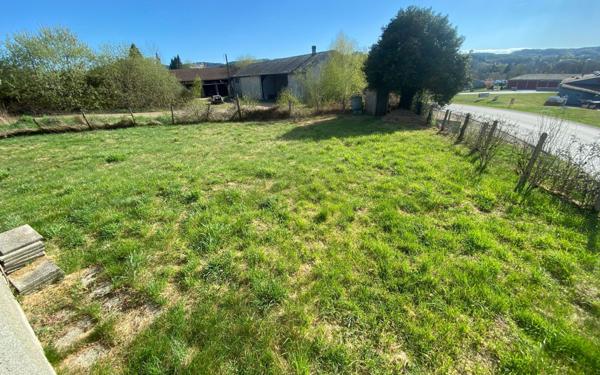 Maison à vendre    2 pièces •  Peyrat-le-Château